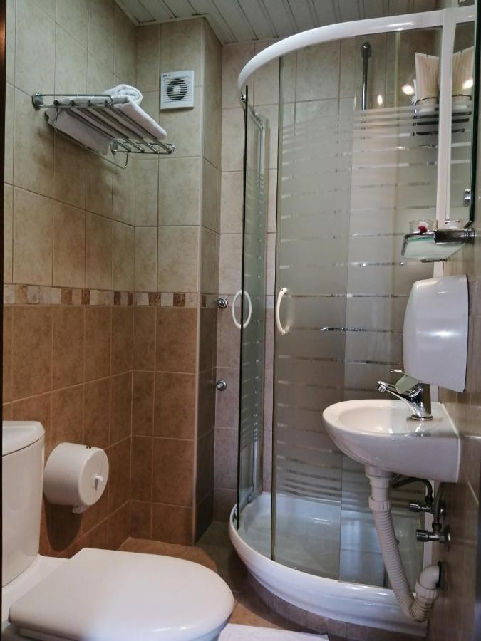 Hotel Pelikan فيربازار المظهر الخارجي الصورة